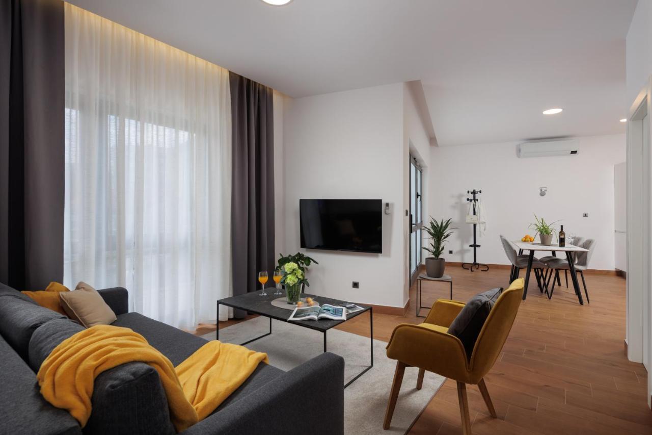 Terra 5 Deluxe Apartment On The Ground Floor With Private Parking Rijeka Dış mekan fotoğraf